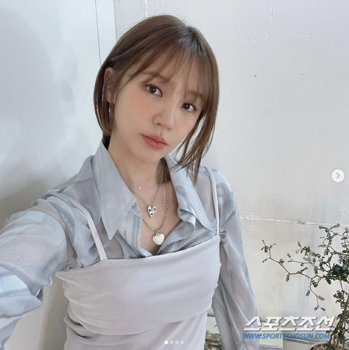 '3끼 다 먹고도 -7㎏' 윤은혜, 슬림 라인에 청순 비주얼 자랑…"촬영…