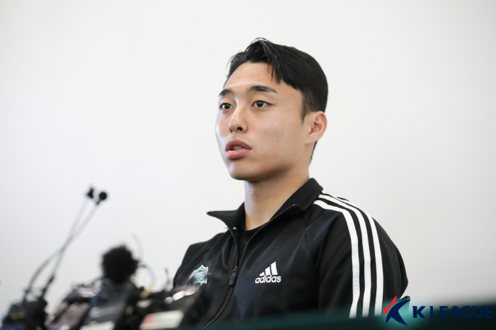 '돌아온' 이동준 "도움 못 돼 힘들었다…전북다운 위치 복귀 돕고 싶다"