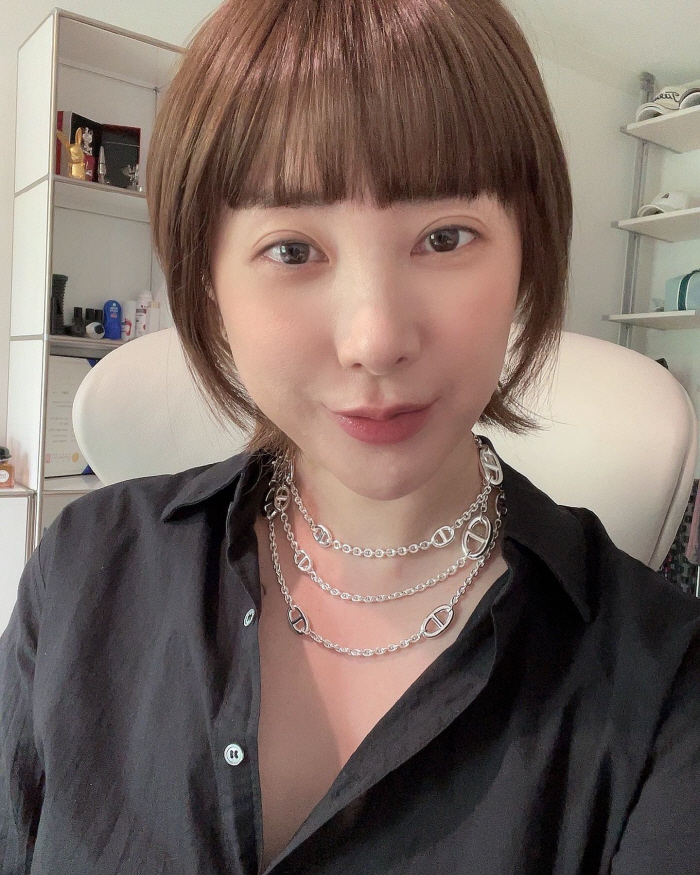 서인영, ♥사업가와 결혼 3개월 만에 +5kg "바지 단추 안 잠겨"