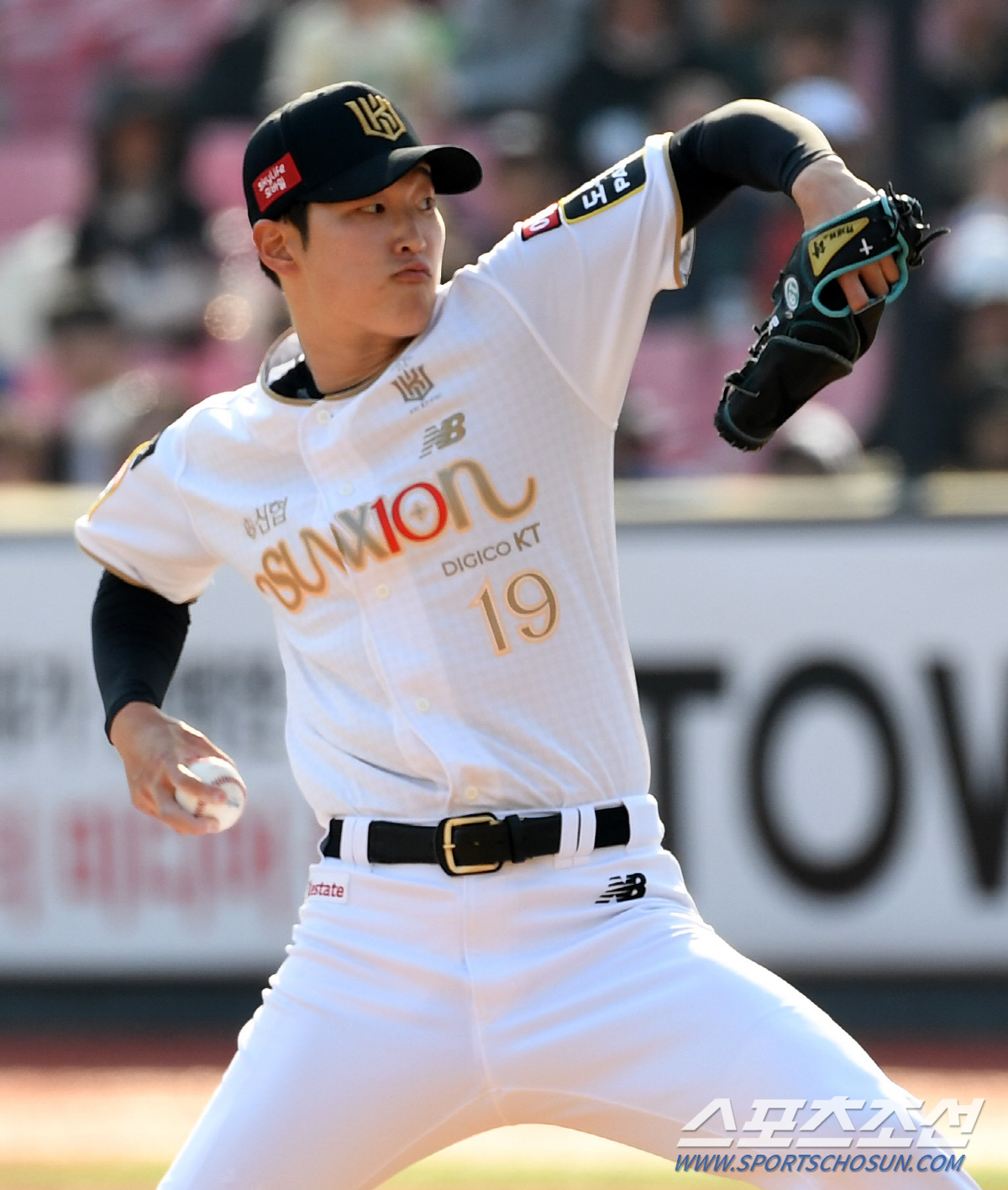 '창단 최초 10승→선발 탈락→복귀' 아픈 손가락…또한번 강철매직 이뤄질…