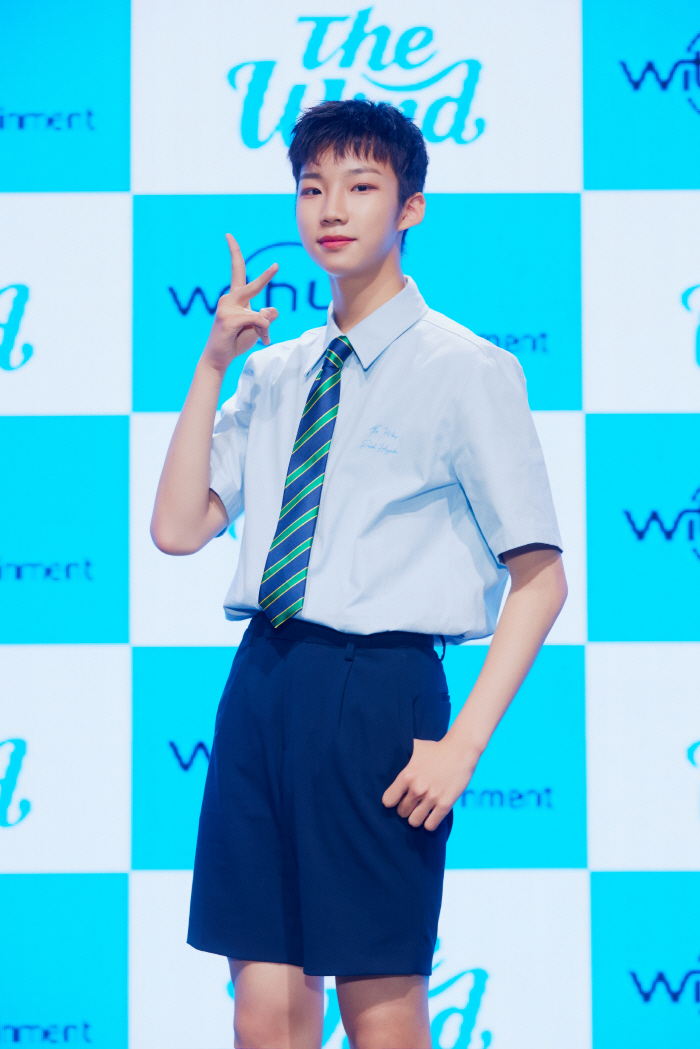 [SC현장] "롤모델 세븐틴·하이라이트"…더윈드, 16.8세 청량 유스틴…