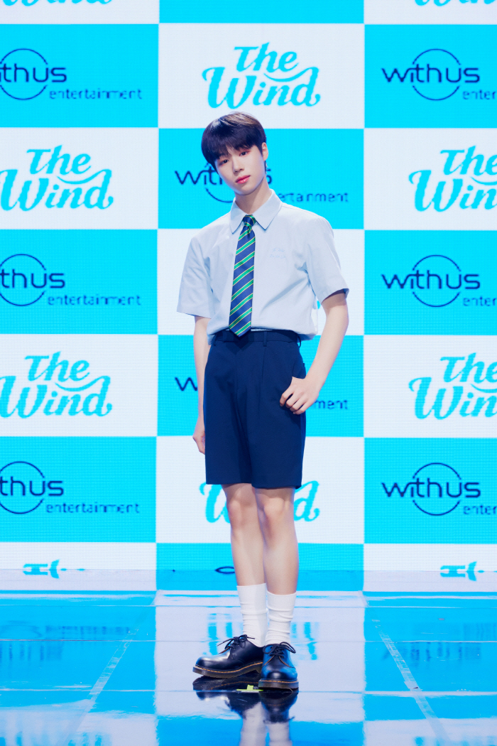 [SC현장] "롤모델 세븐틴·하이라이트"…더윈드, 16.8세 청량 유스틴…