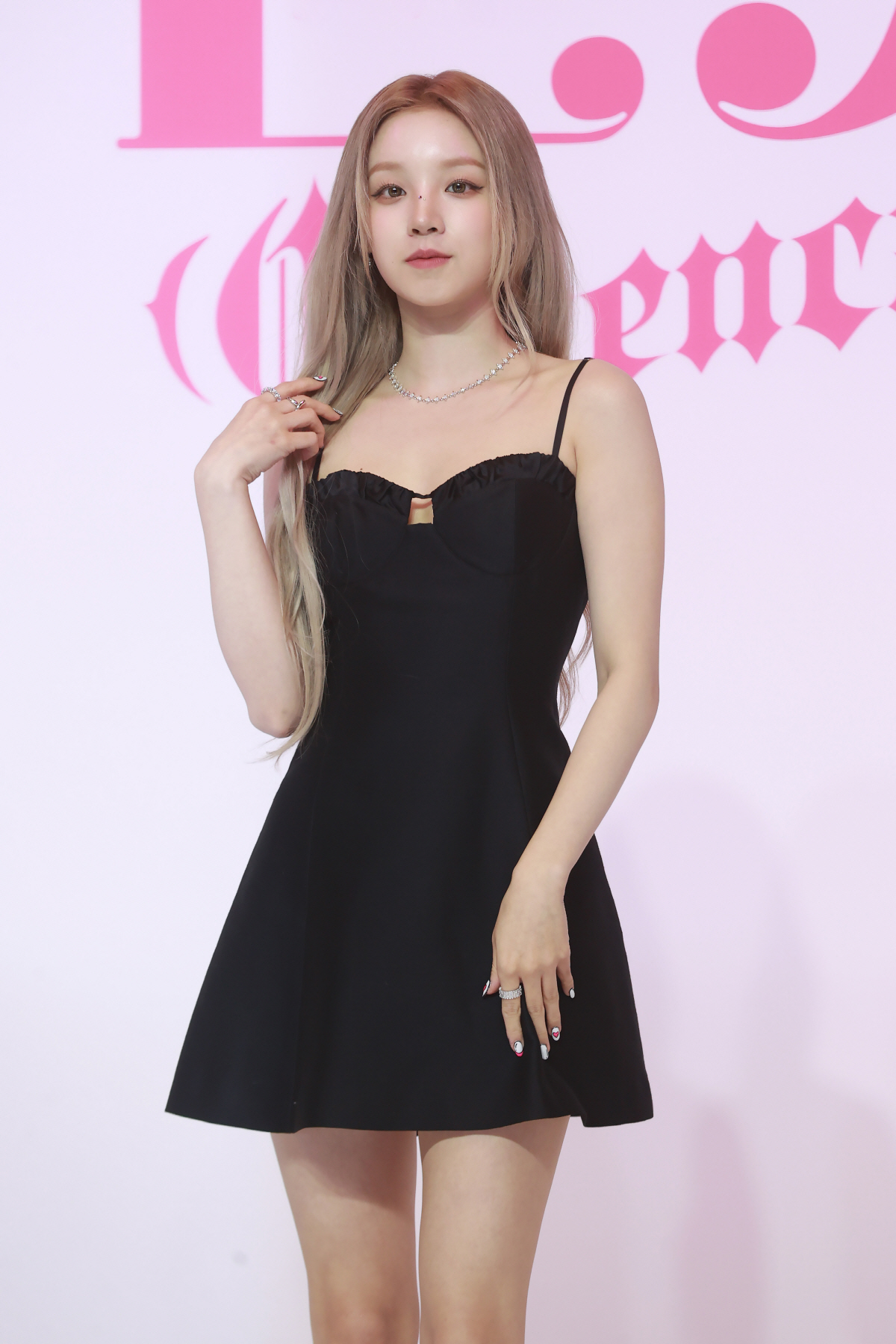 [SC현장] "난 완벽해"…(여자)아이들, 커리어하이 찍을 '자존감 퀸카…
