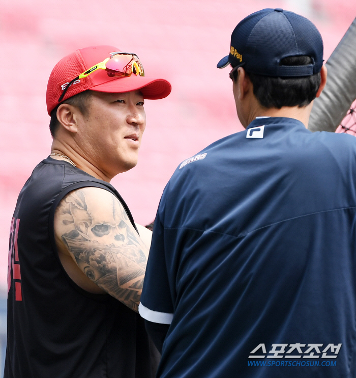 천하의 최형우를 움찔하게 한 사람은 누구?, 옛 주장과 스승 앞에서는 애…