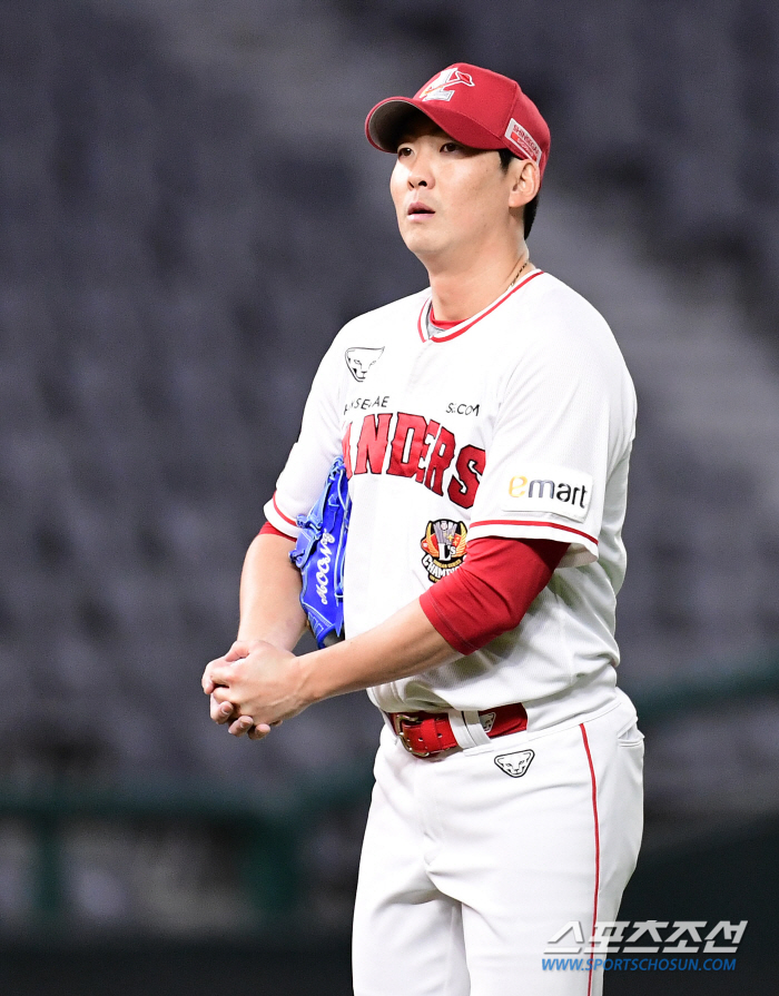 "어려운 상황에 내보내서 미안하다" 불펜→선발→불펜, 1년만의 재도전