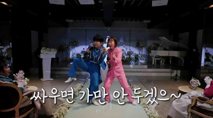 "싸우면 가만 안두겠어"…'축가요정' 조혜련, 결혼식장 뒤집어놨다('조선…