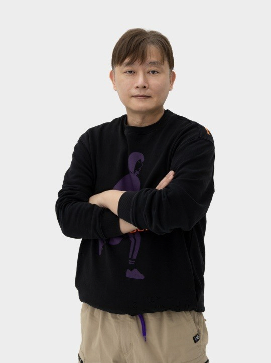 "카우치 하의 탈의 사건 후 PD·작가도 경찰서行, 마약 검사 음성"