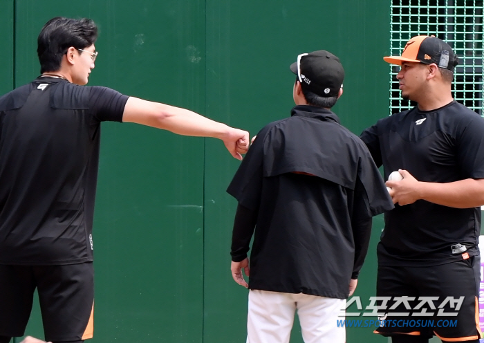161km 광속 인류가 야구팬을 대하는 태도, 빨간 옷 SSG 꼬마들이 …