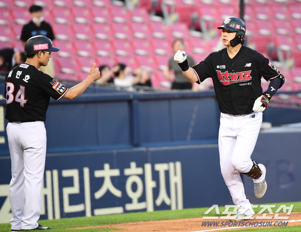 2군 통산 홈런왕과 2년 연속 2군 홈런왕이 잠실에서 홈런 대결을? 꿈이…