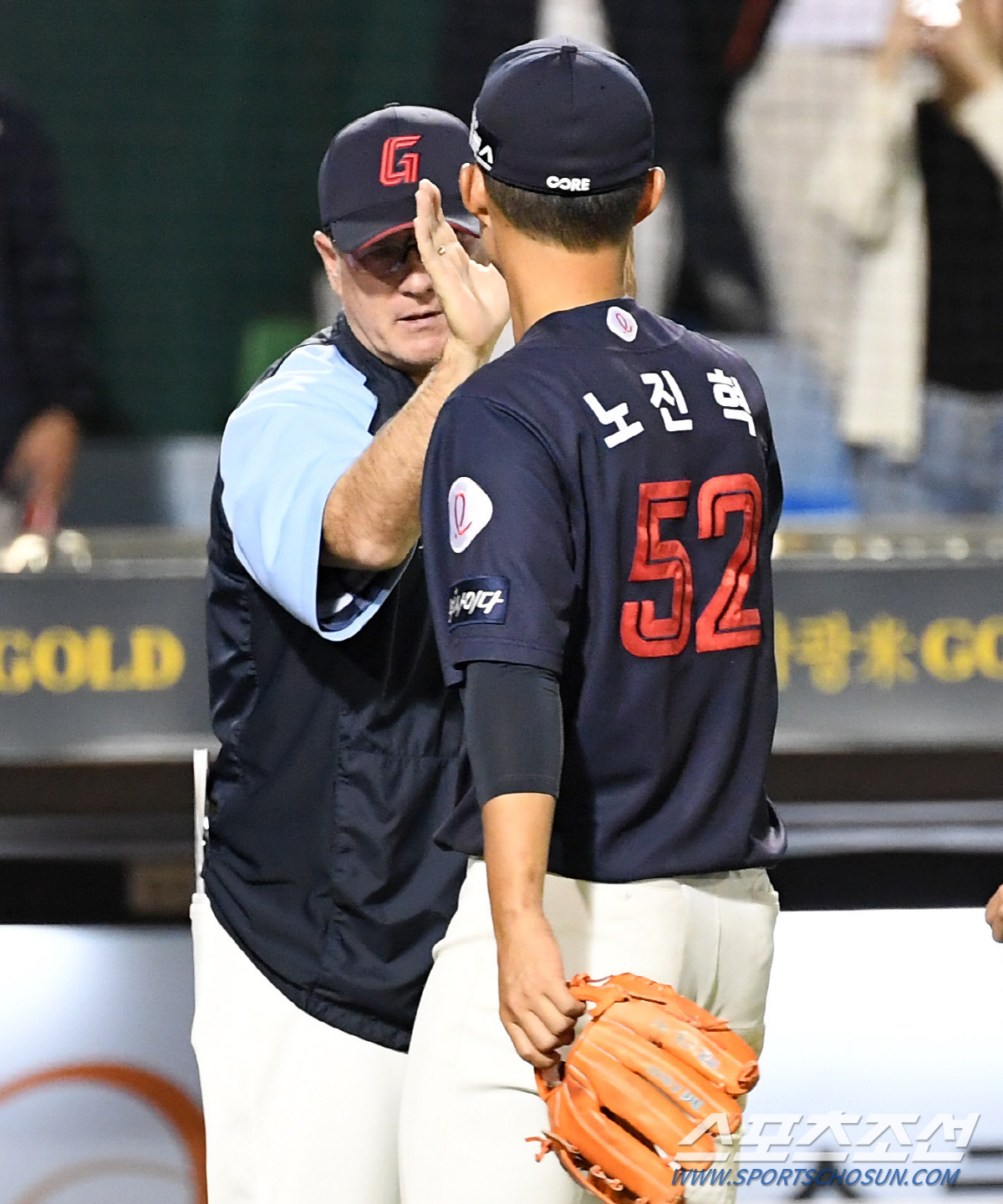 '한방으로 뒤집었다' 단독 1위 롯데 끝내주는 남자 노진혁...대전을 사…