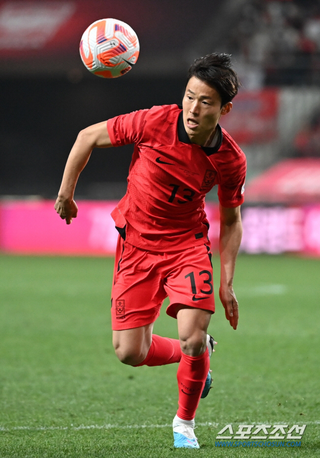 '中 공안 조사 중' 손준호 에이전트 "영사가 접견해, 손준호 건강히 잘…