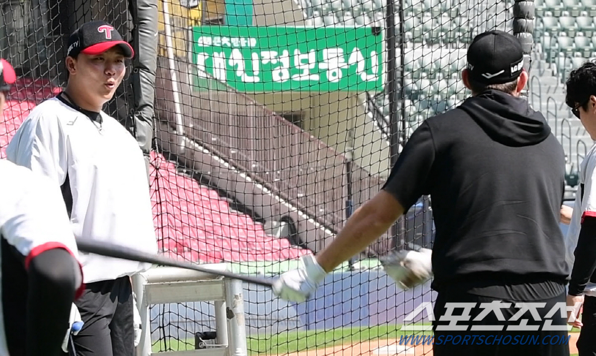 '잠실 빅보이' 이재원이 오스틴을 보고 입이 쩍 벌어진 까닭 [잠실 현장…