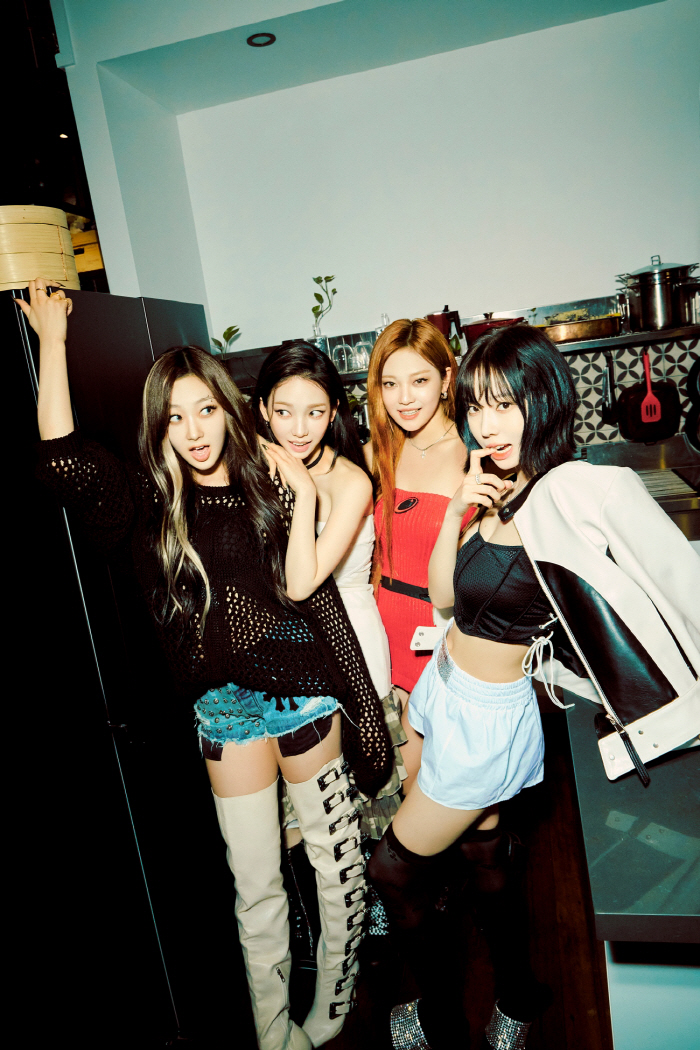 [SC줌人]에스파의 매콤한 '넥스트 레벨'…'K팝 걸그룹-SM 역대' 초…