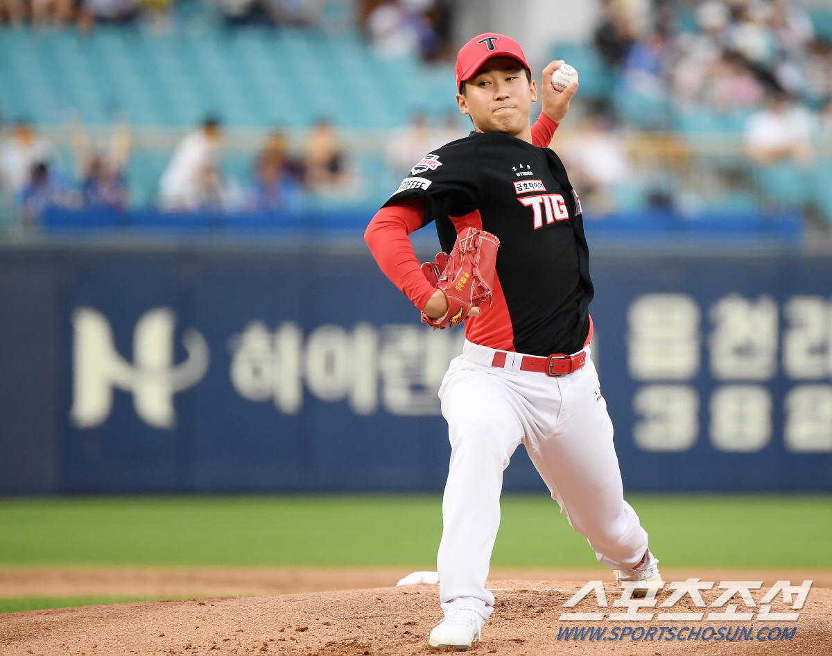 "혹시 의식했니?" '인생투' 펼친 루키 후계자에게 던진 대투수의 한마디…