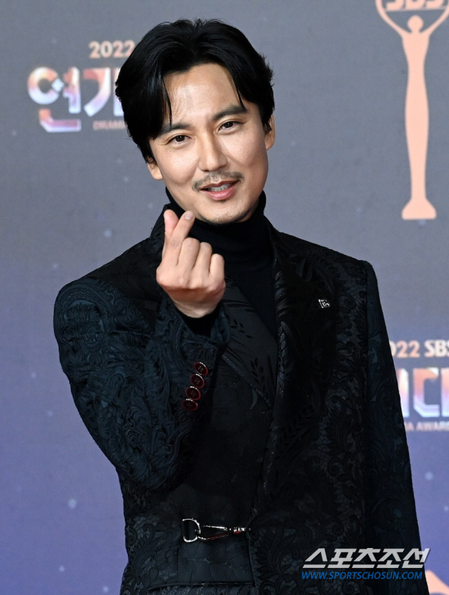 [단독] '열일'엔 끝이 없다..김남길, 차기작은 '트리거'였다