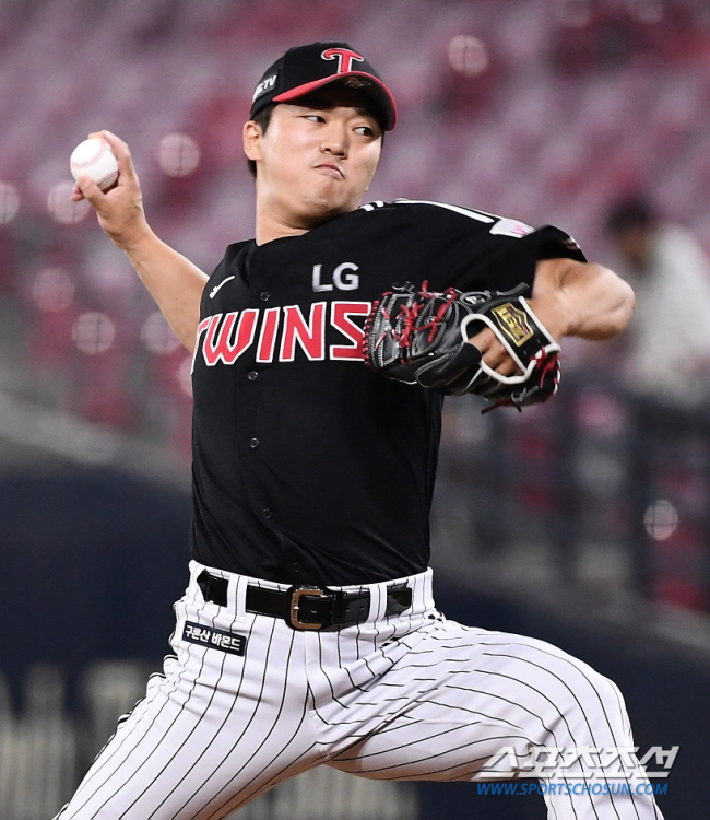 나오면 막는 미스터 제로, 60SV 페이스…돌부처 넘어 KBO 역대급 마…