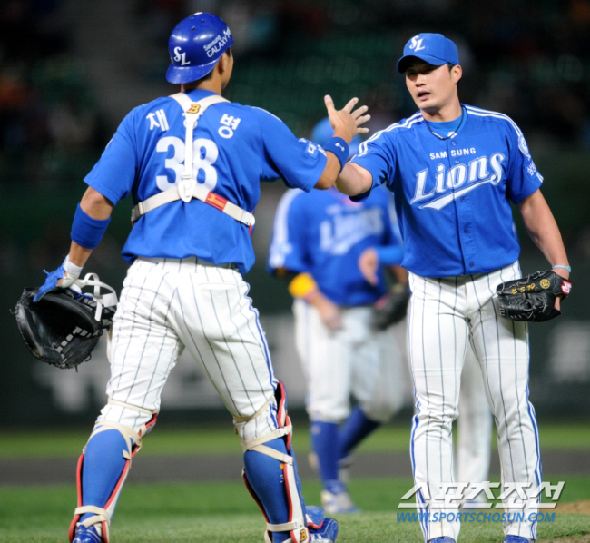 나오면 막는 미스터 제로, 60SV 페이스…돌부처 넘어 KBO 역대급 마…