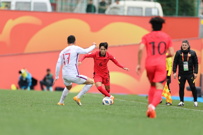 김은중호 19세 MF 강상윤 "준프로 경험 살려 U-20WC 우승 도전"