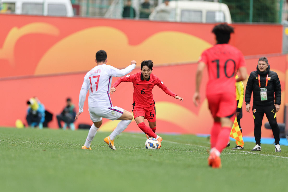 김은중호 19세 MF 강상윤 "준프로 경험 살려 U-20WC 우승 도전"