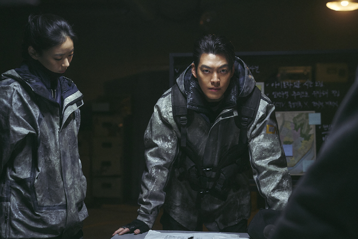 [SC인터뷰] '택배기사' 조의석 감독 "7년 만에 재회한 김우빈…눈빛 …