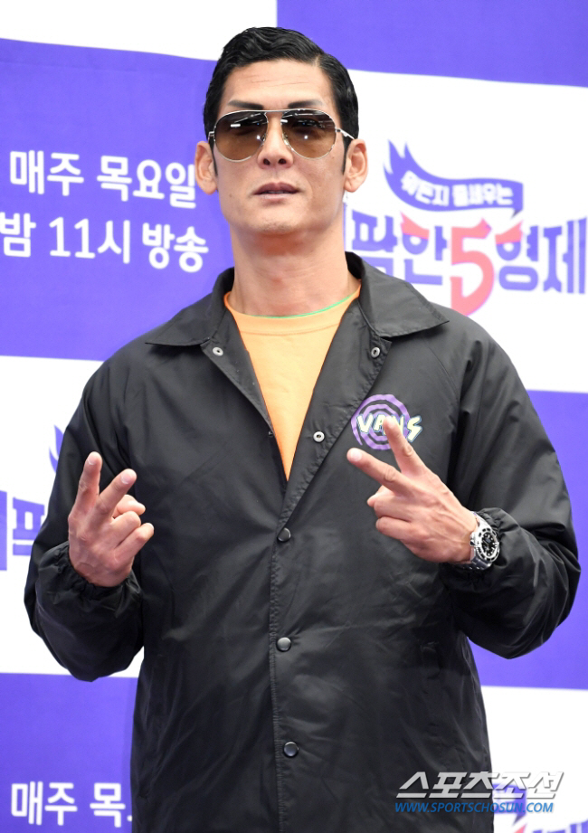 god 박준형, 아이유에 "꼬맹쓰" 댓글 남겼다가 악플 피해 "추해요 아…