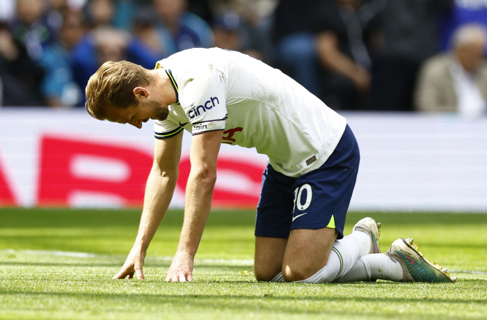"1-0→1대3패"토트넘,'음뵈모 2골1도움'브렌트포드에 최악의 역전패.…