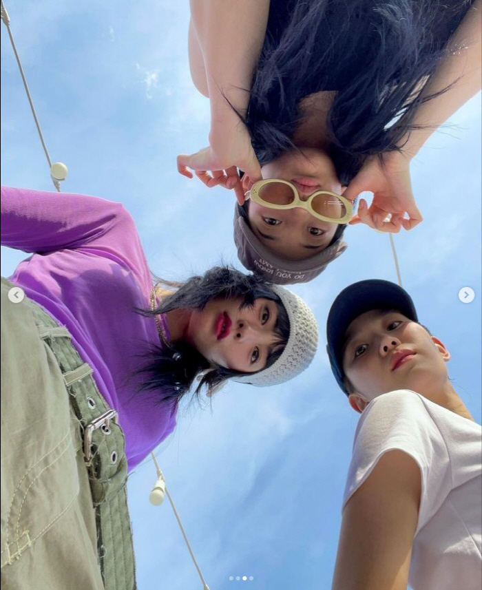 나나, 수지에 수중 볼뽀뽀 시도? "특별하고도 소중한 힐링여행"