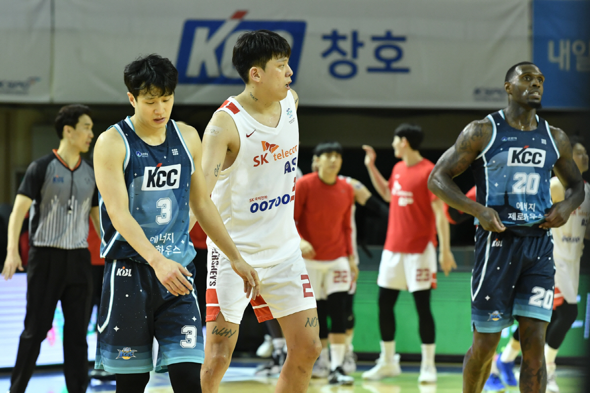 반전, 또 반전 '역대급 시나리오' 완성...SK-KCC 벌써 우승 경쟁…