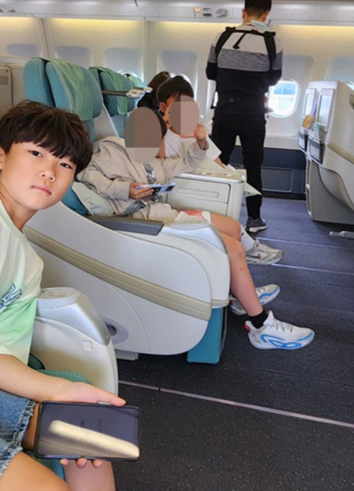 이동국♥이수진 5남매, 비즈니스석 타고 럭셔리 여행..비행기값만 얼마야