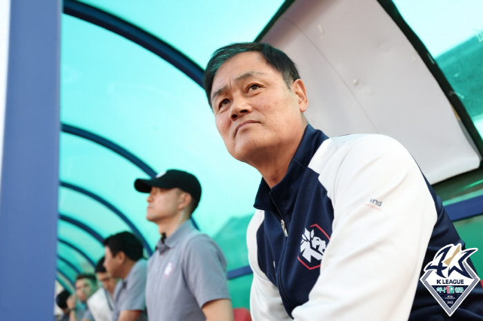 "'짬밥' 무시 못하는구나 싶다" 베테랑 최윤겸 감독도 '호되게' 경험한…