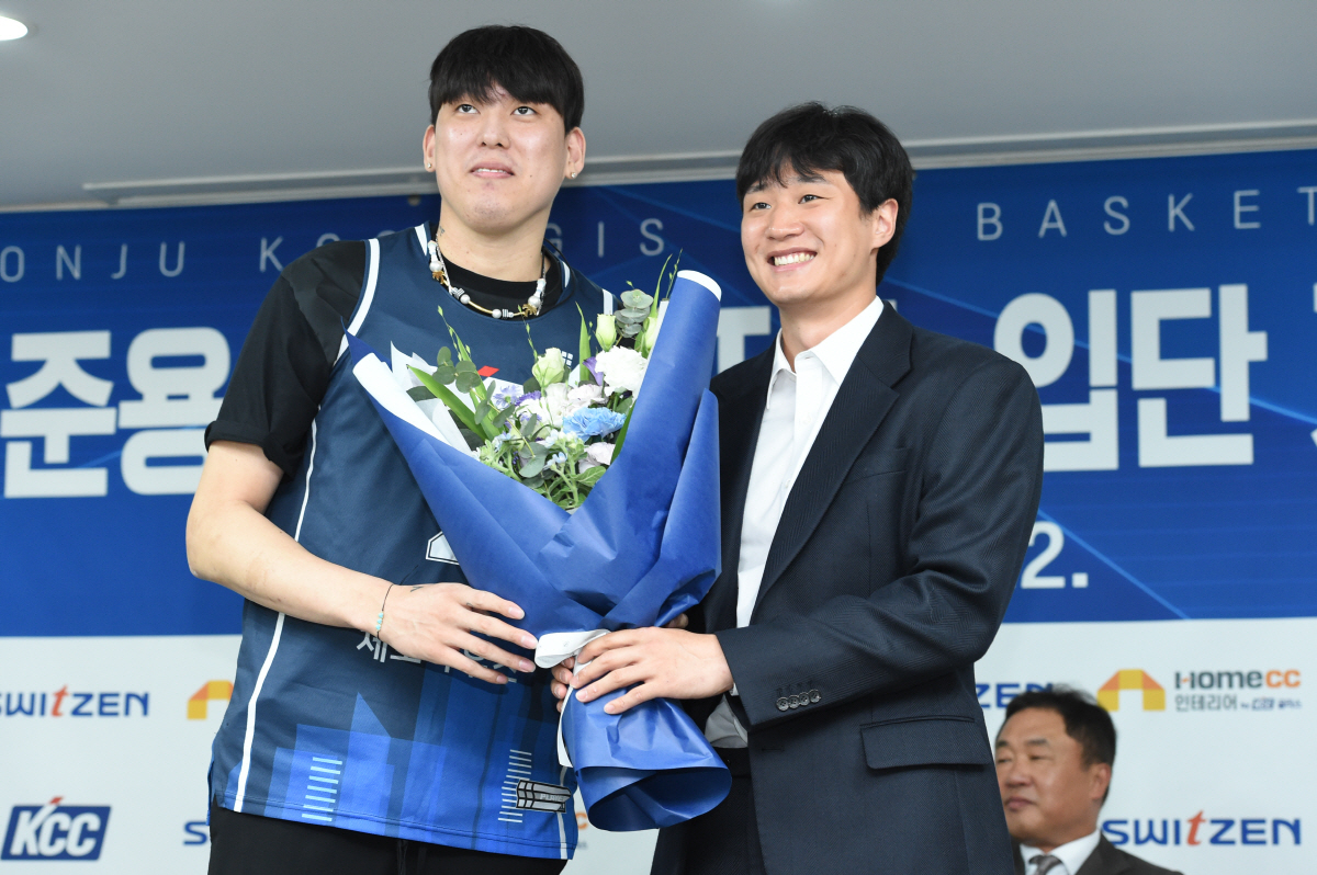 폭소가 터졌던 최준용의 입단 기자회견, 전창진 감독에게 "싫어했다" 직격…