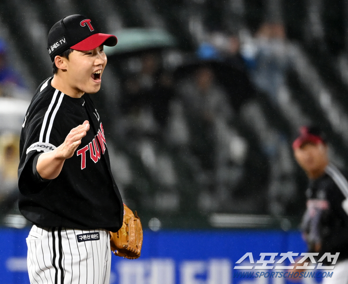 에이스가 될 상인가. 롱릴리프→대체선발→선발고정→1위 결정전. 바닥에서 …