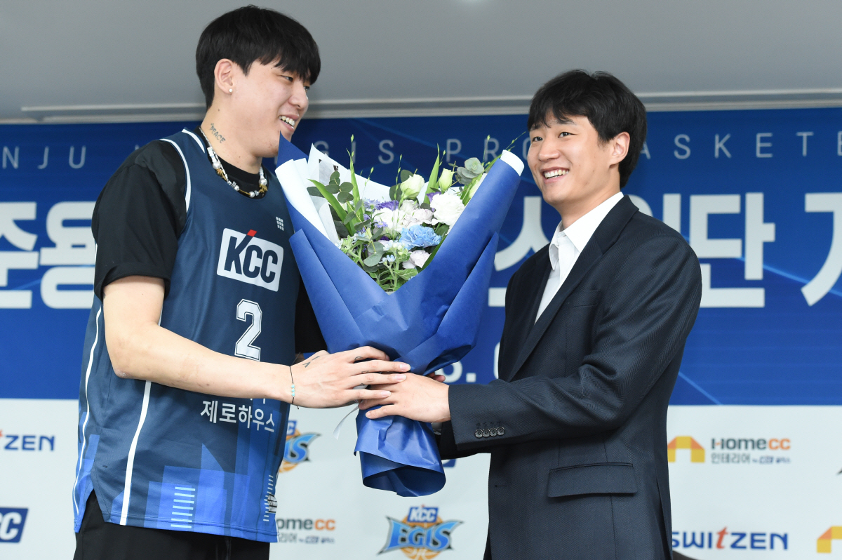 '깜짝쇼' 최준용의 KCC 입단 이렇게 성사됐다…'허 웅의 절묘한 어시스…