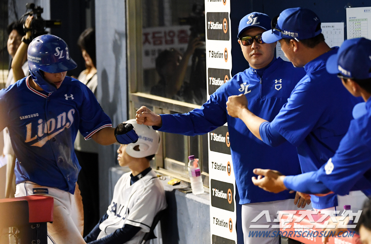 '7번타자 오재일이 터졌다' 0대0→6대0, 삼성의 잠실 첫승 원찬스면 …