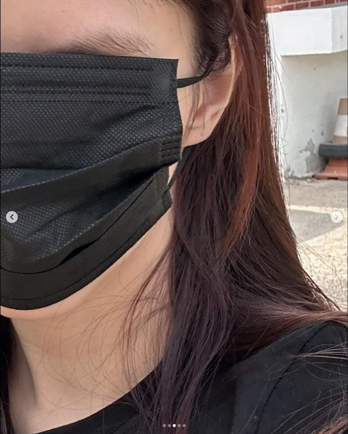 한소희, 마스크 한 장으로 다 가려지는 얼굴 "여름아 제발 가줘"
