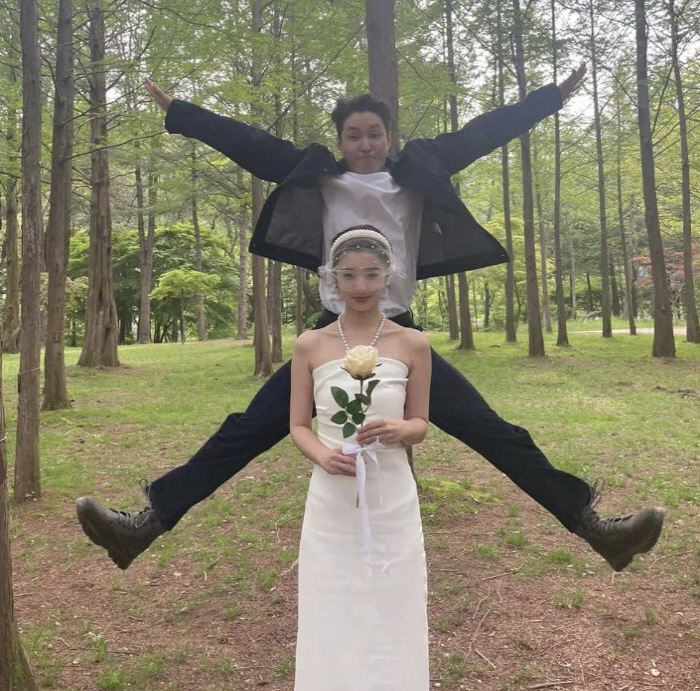누명 벗은 심형탁, ♥18세 연하와 웨딩화보 B컷 공개…역시 특이해