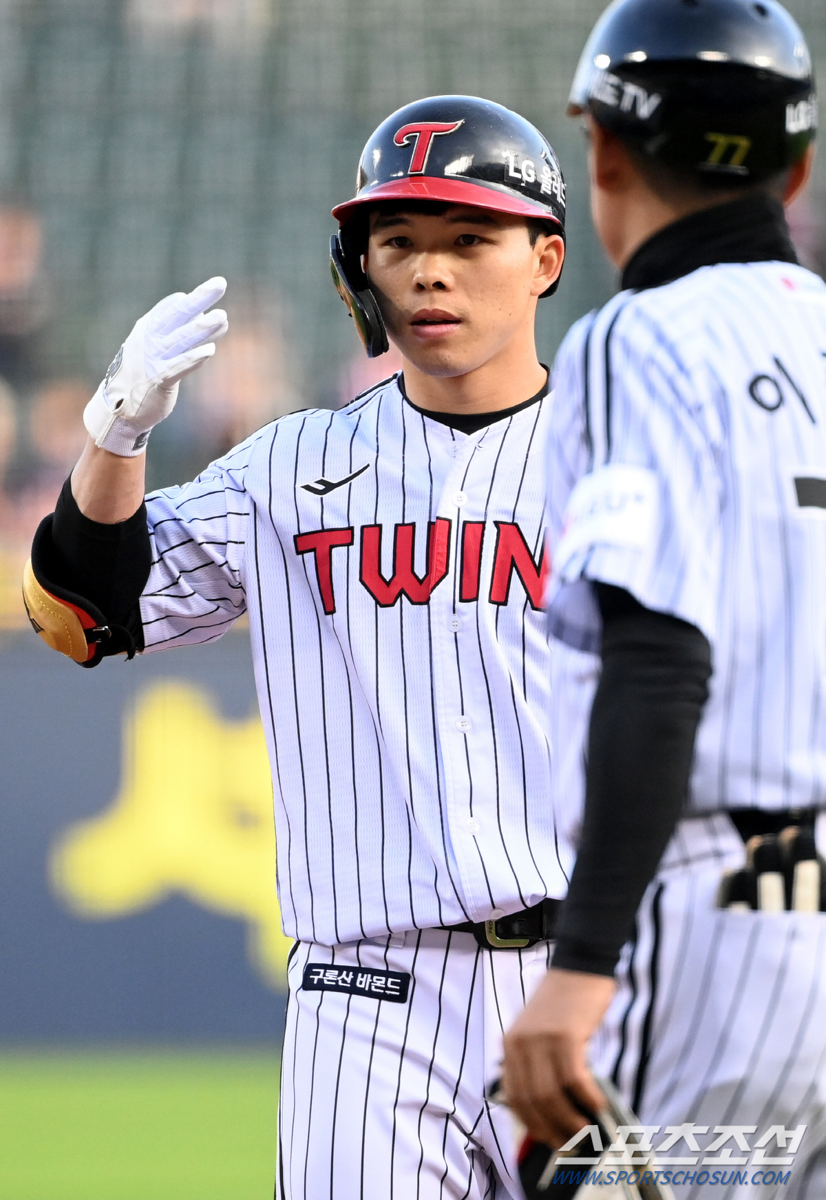 4자리에 주전이 5명... 지치기 전에 휴식, 대타 카드 준비. 다 좋은…