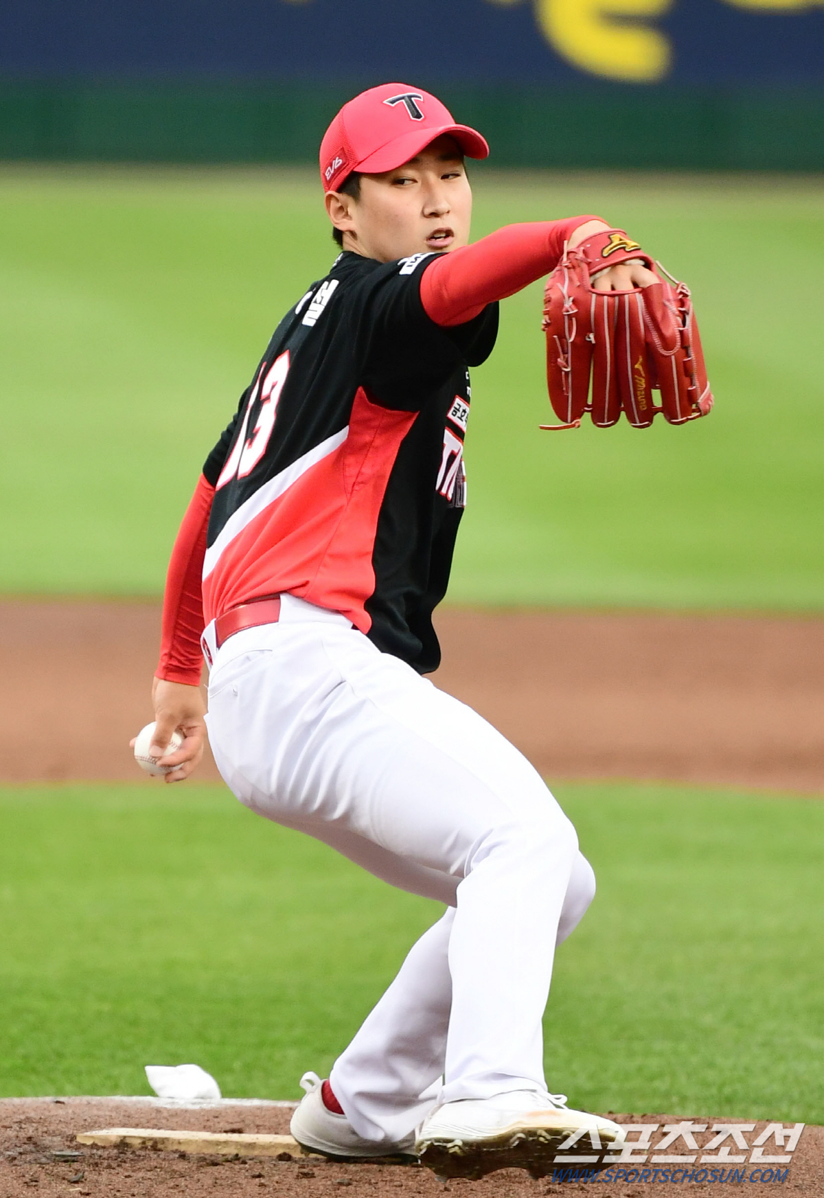 광속구 시대? 대전 수놓은 제구 마법사 나란히 QS, 그러나 '노디시전'…