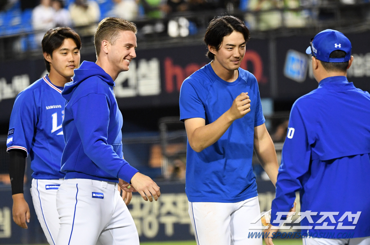 1만1108명 잠실 관중의 절반은 삼팬? 감동의 사령탑이 던진 공약 "위…