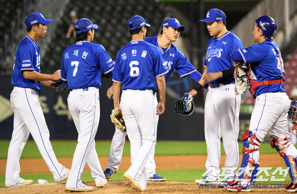 1만1108명 잠실 관중의 절반은 삼팬? 감동의 사령탑이 던진 공약 "위…