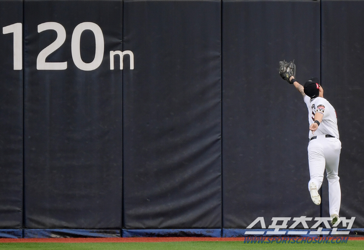 도루왕 견제사 합작, but 끝내 투수 외면...명품 태그 보여준 리그 …