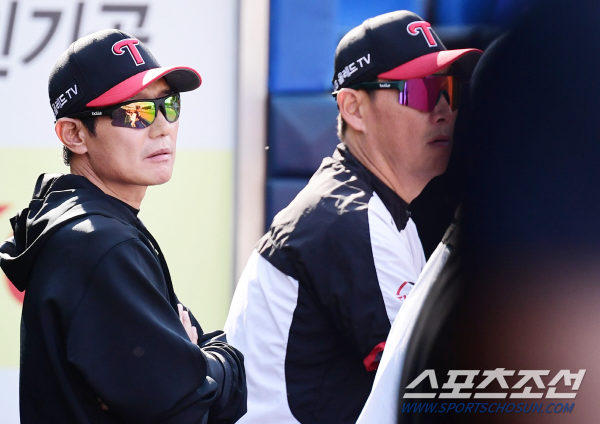 '1위 전쟁' 감독들, 똑같이 말했다 "아직 아니다. 여름 승부가 진짜다…