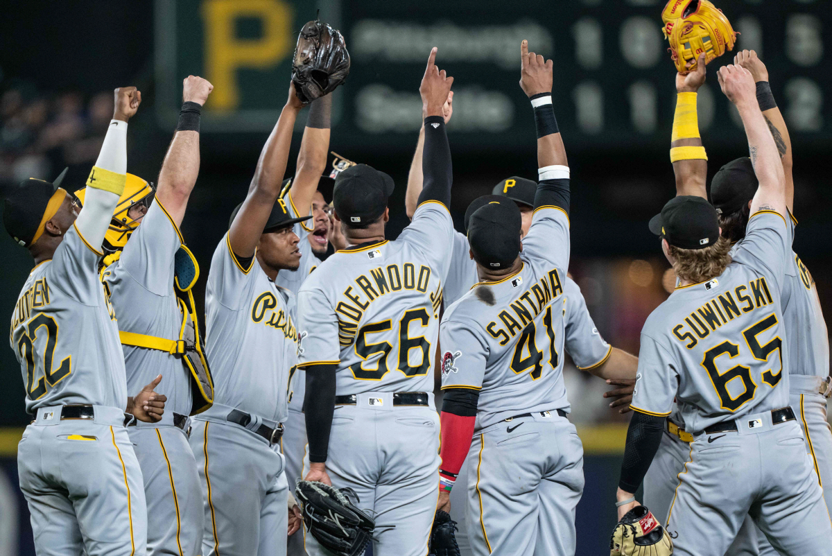 배지환 멀티히트 + '2B→CF변신' 공수 맹활약! 피츠버그 11대6 대…