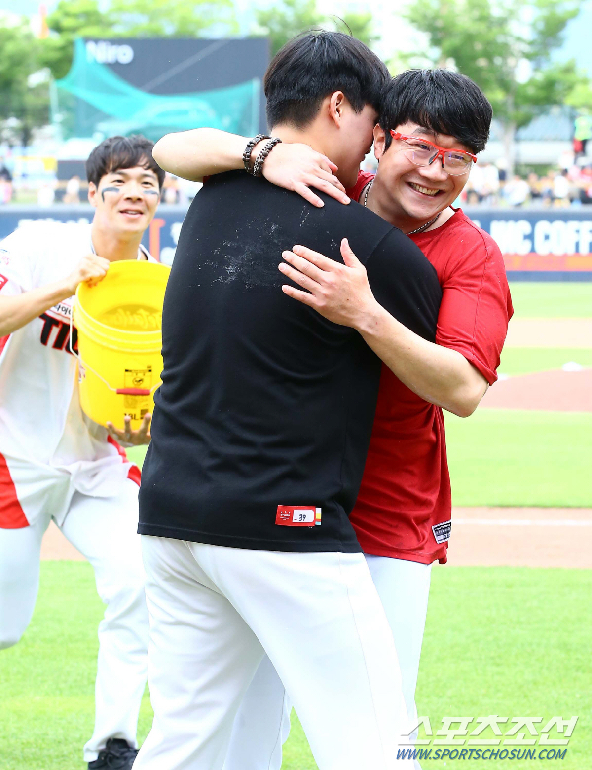 통산 162승 달성한 대투수에 물폭탄 선사한 호랑이들, 그런데 혼자가 아…