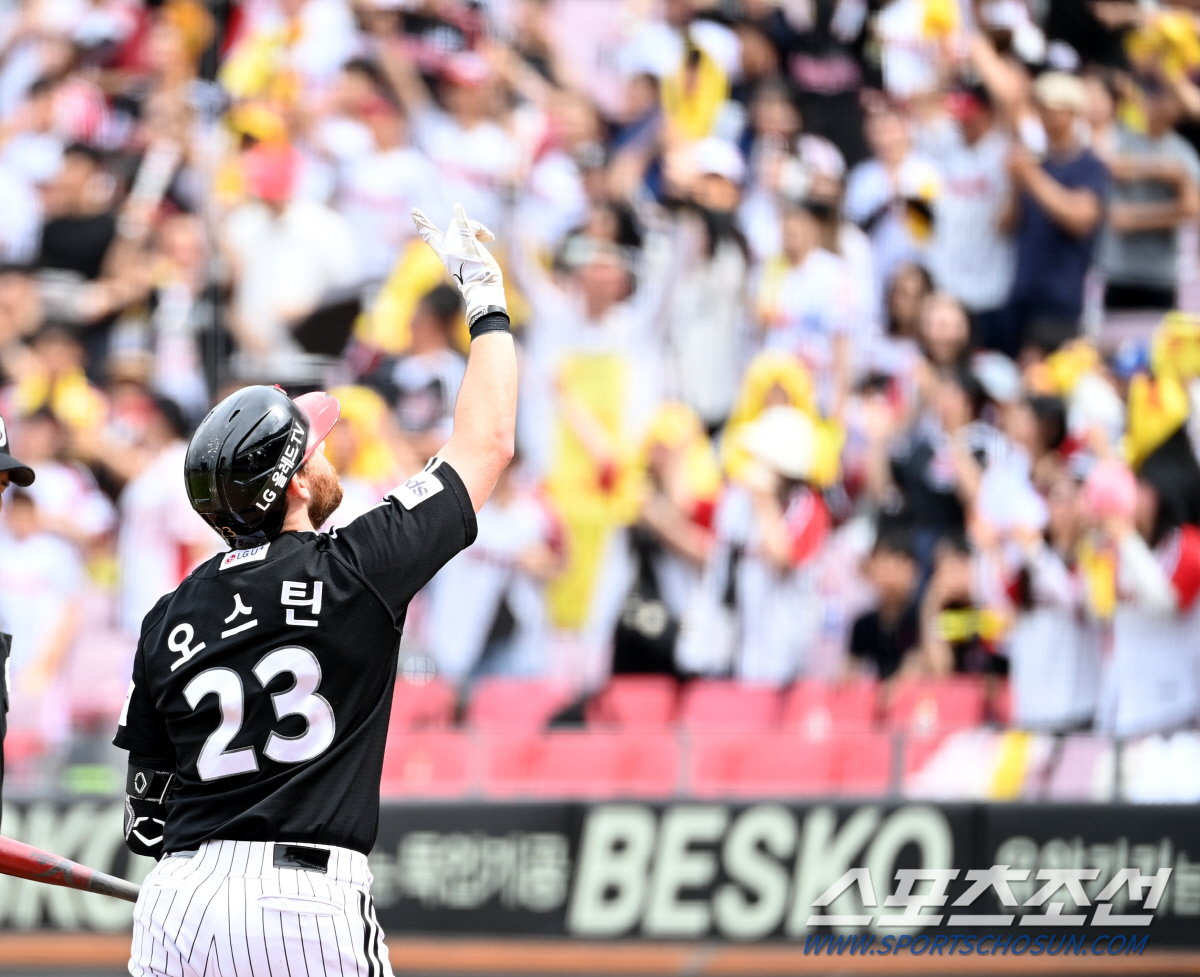 강팀과 약팀의 차이... 실책 3개 LG가 4개 KIA에 7대0 완승. …