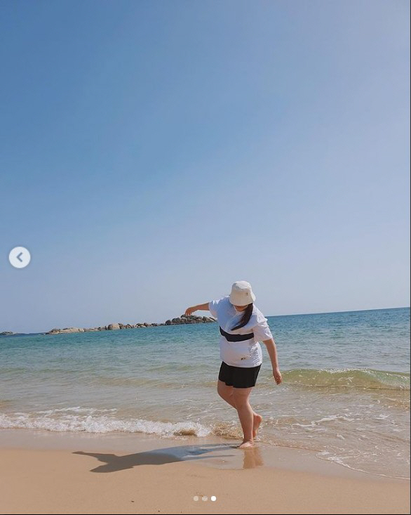 "주정뱅이" 이국주, 해변에 홀로 앉아 '막걸리 병나발'