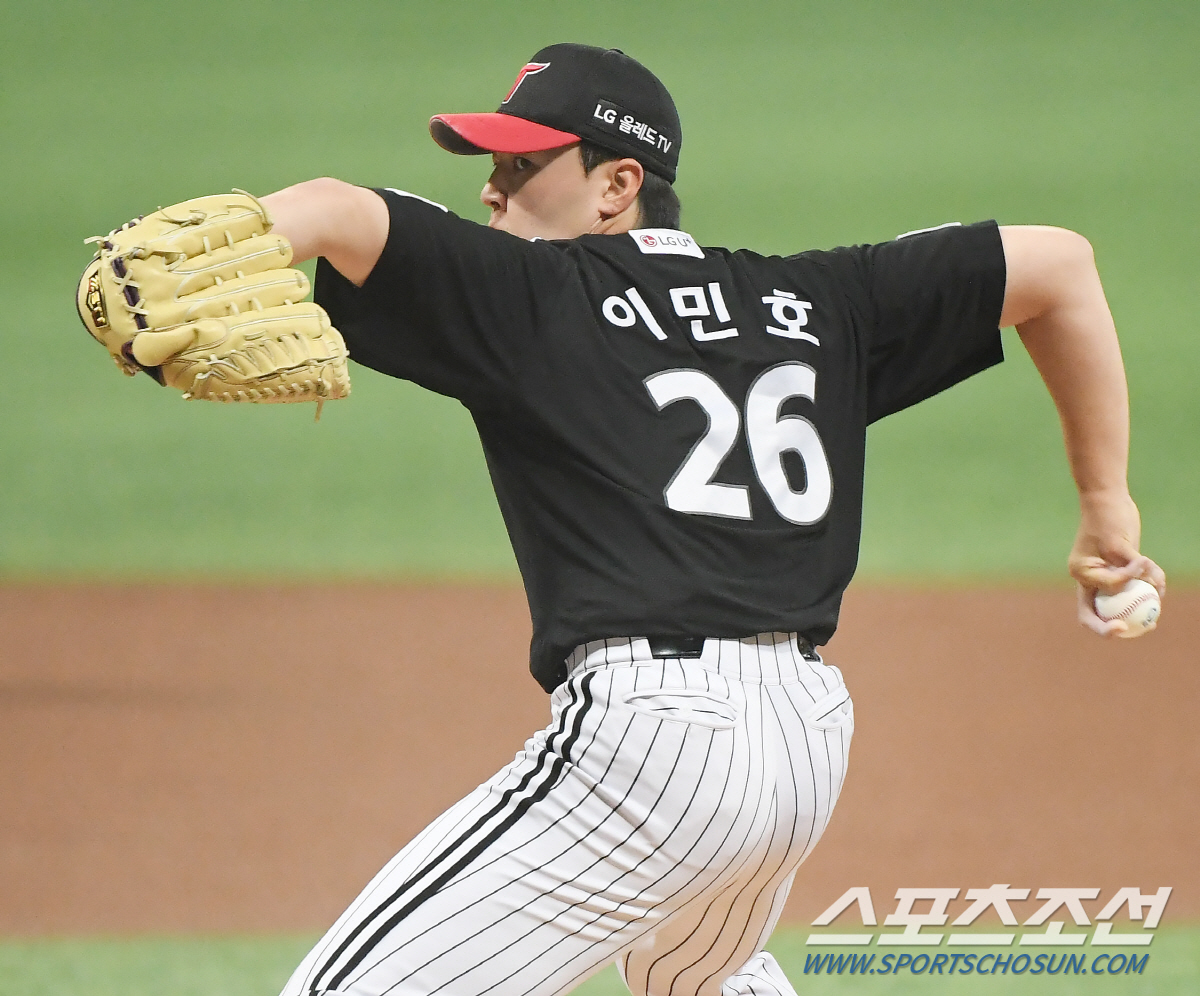 ERA 1.19 찬규만 열외. 개막 3선발도 안심못한다. 1위 굳히기 위…