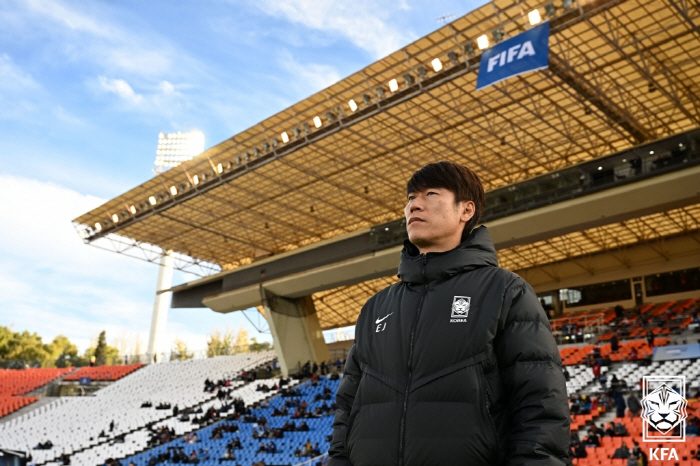 '韓 축구 새 역사' 김은중호 U-20 WC 조별리그 첫 무패 통과, 1…