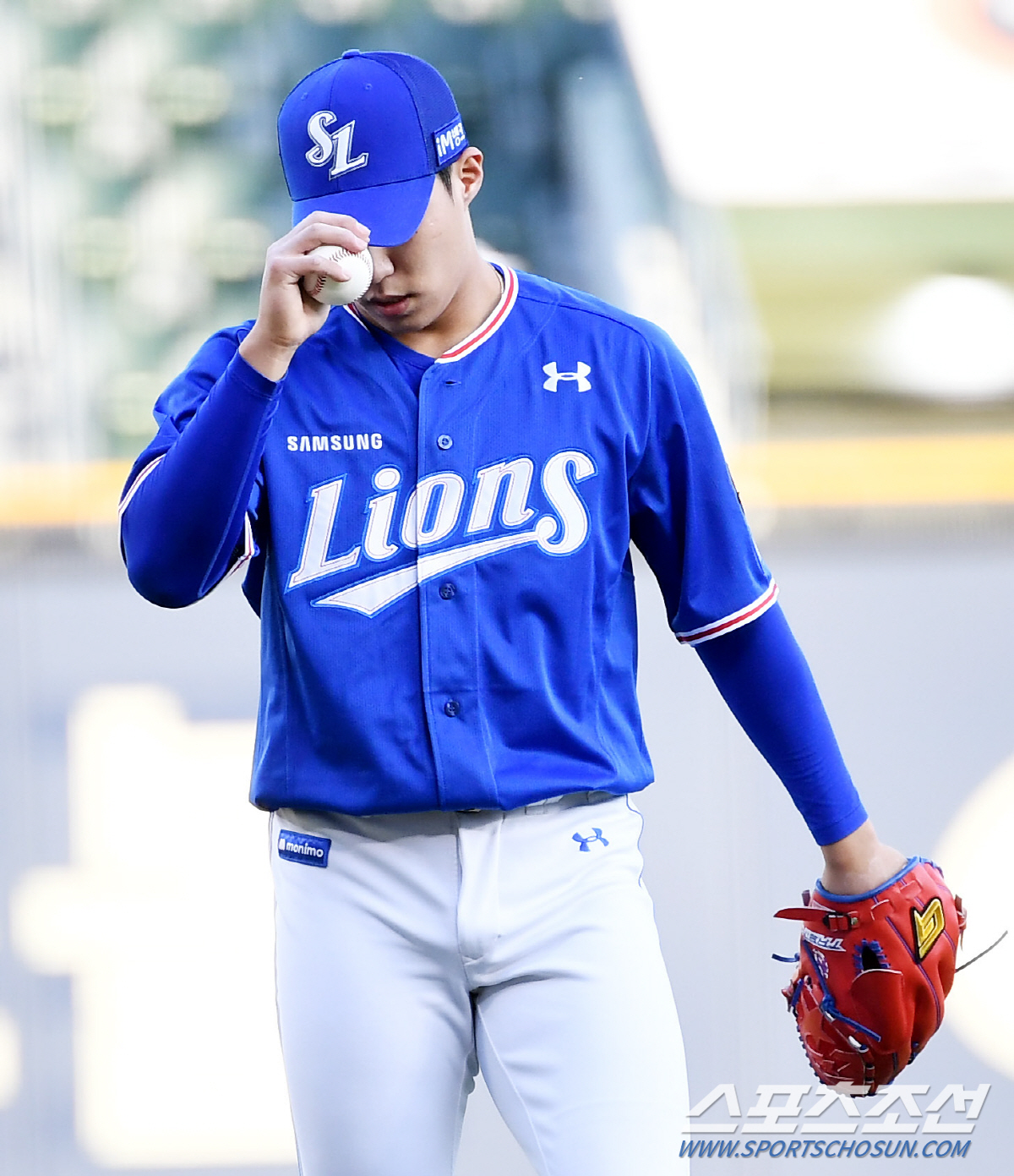 "힘 들었다. 악착같이 던졌다" 5월 첫 승, 화두는 145㎞, 오기를 …