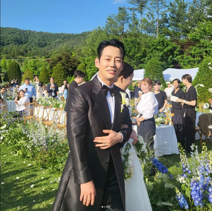 "테이야, 돌잔치는 더 힘들어" 오늘(29일) 골프장서 결혼한 '새신랑의…